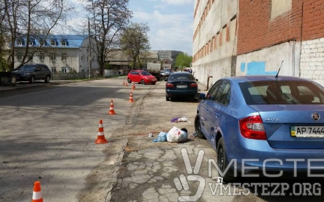 Появились фото страшного ДТП в Запорожье: Пассажир остался без головы Фото № 1 Появились фото страшного ДТП в Запорожье: Пассажир остался без головы Фото № 1