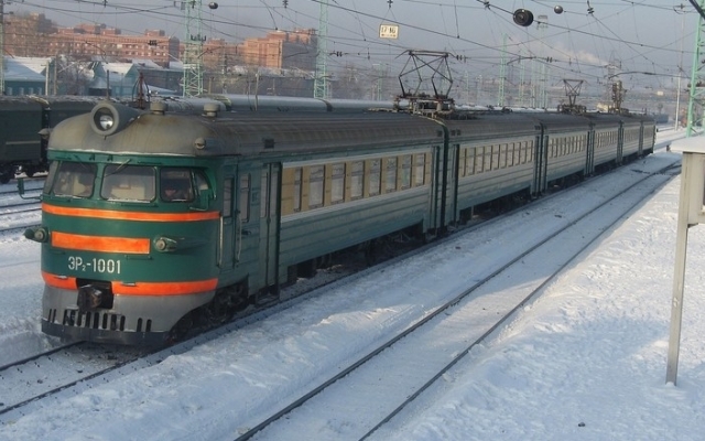 В Балабино электричка сбила мужчину на железнодорожных путях Фото № 0 В Балабино электричка сбила мужчину на железнодорожных путях Фото № 0