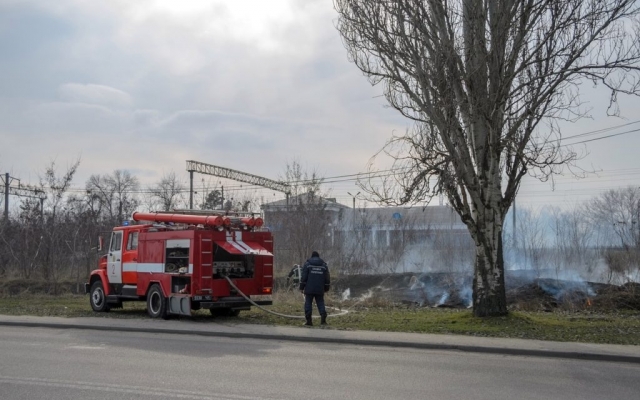 В Запорожье в очередной раз горела Хортица Фото № 1 В Запорожье в очередной раз горела Хортица Фото № 1