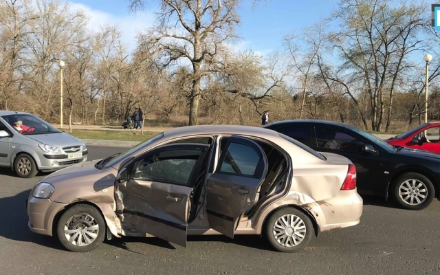 В Запорожской области в аварию попал автомобиль с пятимесячным ребенком в салоне (ФОТО) Фото № 0 В Запорожской области в аварию попал автомобиль с пятимесячным ребенком в салоне (ФОТО) Фото № 0
