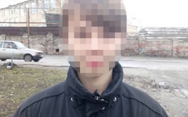 В Запорожье без вести пропавший подросток убежал к папе, которого лишили родительских прав (ФОТО) Фото № 0 В Запорожье без вести пропавший подросток убежал к папе, которого лишили родительских прав (ФОТО) Фото № 0