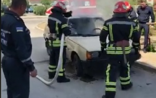 В Запорожской области вспыхнула легковушка (ФОТО-ВИДЕО) Фото № 1 В Запорожской области вспыхнула легковушка (ФОТО-ВИДЕО) Фото № 1