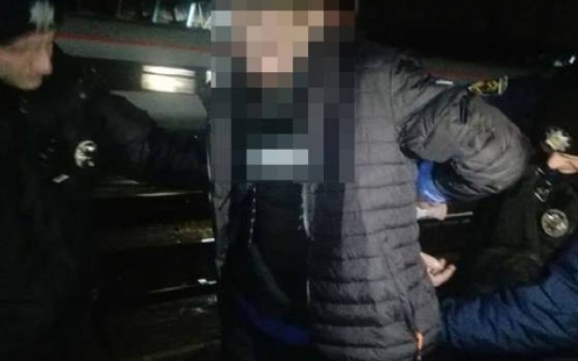 Проводницу обокрали в вагоне поезда Фото № 0 Проводницу обокрали в вагоне поезда Фото № 0