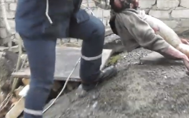 В Запорожья из колодца достали труп (ВИДЕО 18+) Фото № 0 В Запорожья из колодца достали труп (ВИДЕО 18+) Фото № 0
