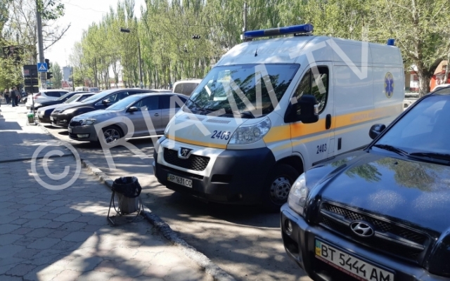 В Запорожской области на улице у мужчины открылось внутреннее кровотечение Фото № 1 В Запорожской области на улице у мужчины открылось внутреннее кровотечение Фото № 1