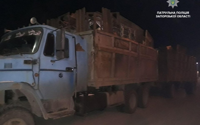 В Запорожье задержали странный грузовик Фото № 0 В Запорожье задержали странный грузовик Фото № 0