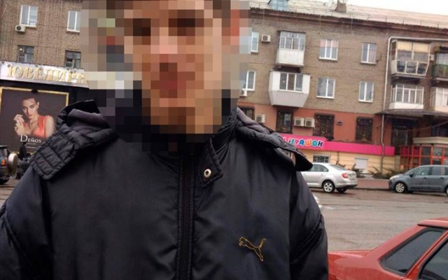 Смотрите: в центре Запорожья распространяли наркотики Фото № 0 Смотрите: в центре Запорожья распространяли наркотики Фото № 0