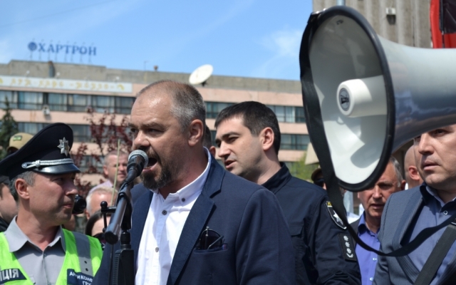 В сети появился самый полный фоторепортаж сегодняшнего митинга в Запорожье Фото № 48 В сети появился самый полный фоторепортаж сегодняшнего митинга в Запорожье Фото № 48