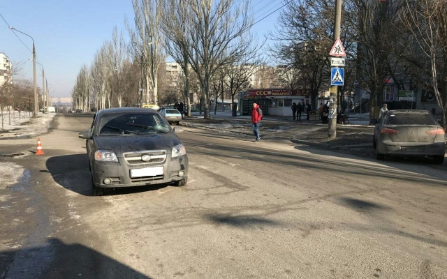 Водитель сбил женщин на переходе потому, что его ослепило солнце (ФОТО) Фото № 2 Водитель сбил женщин на переходе потому, что его ослепило солнце (ФОТО) Фото № 2