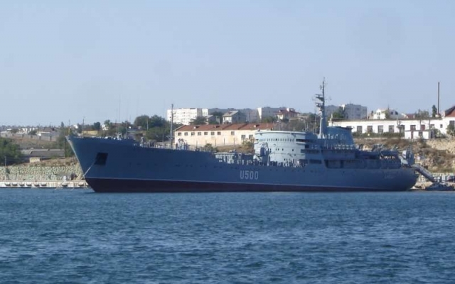 В Бердянск направился военный корабль В Бердянск направился военный корабль