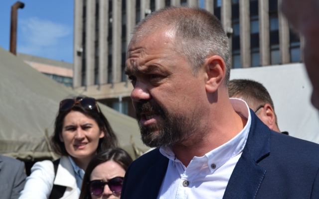 В сети появился самый полный фоторепортаж сегодняшнего митинга в Запорожье Фото № 3 В сети появился самый полный фоторепортаж сегодняшнего митинга в Запорожье Фото № 3