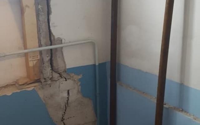 Продолжение истории с треснувшим домом: разрушение остановили (ФОТО) Фото № 3 Продолжение истории с треснувшим домом: разрушение остановили (ФОТО) Фото № 3