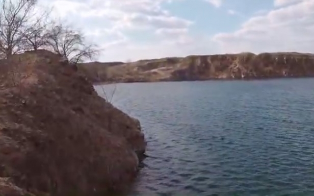 Под Запорожьем обнаружили тайное озеро, которого нет на карте (ВИДЕО) Фото № 0 Под Запорожьем обнаружили тайное озеро, которого нет на карте (ВИДЕО) Фото № 0