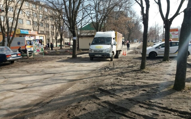 В Запорожье из-за ДТП госпитализировали пенсионерку Фото № 2 В Запорожье из-за ДТП госпитализировали пенсионерку Фото № 2