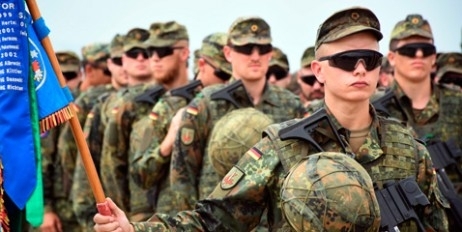 На территории области запретили гражданским лицам носить военную форму Фото № 0 На территории области запретили гражданским лицам носить военную форму Фото № 0