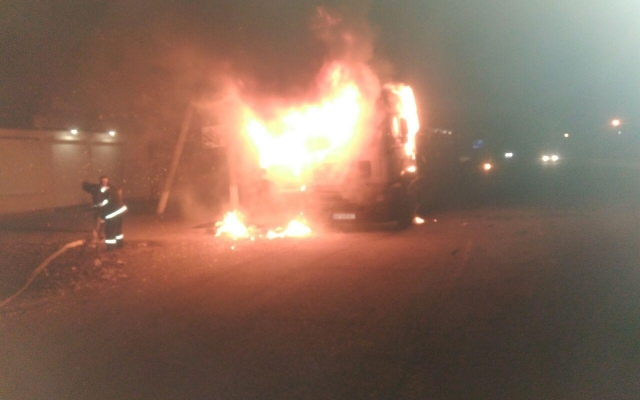 На запорожской трассе горела кабина грузовика (ФОТО) Фото № 1 На запорожской трассе горела кабина грузовика (ФОТО) Фото № 1