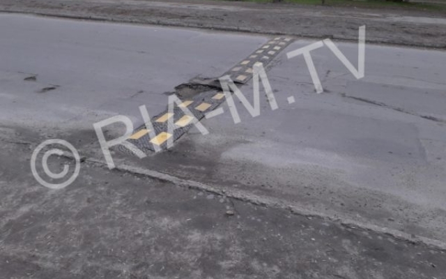 Автомобилям угрожает Автомобилям угрожает