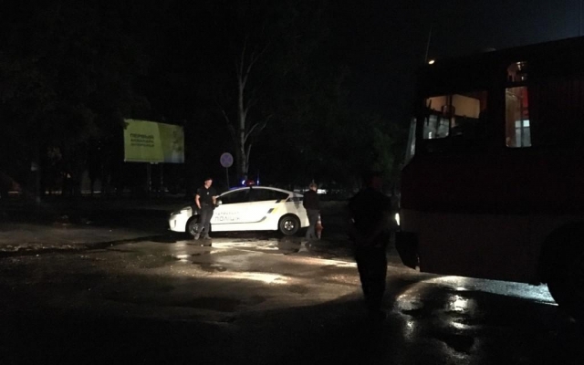 Во время ливня автомобилисты Во время ливня автомобилисты