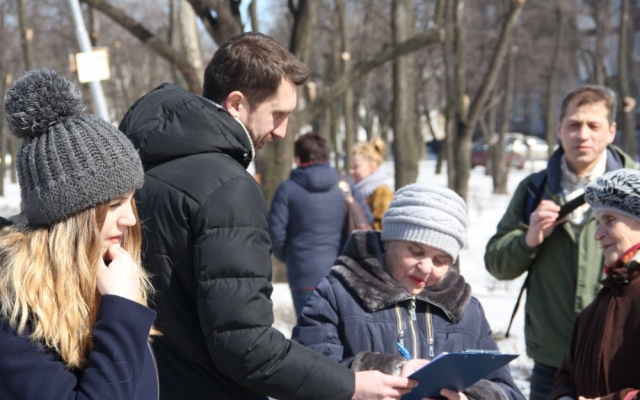 В Запорожье провели митинг в защиту парка Яланского (ФОТО) Фото № 2 В Запорожье провели митинг в защиту парка Яланского (ФОТО) Фото № 2