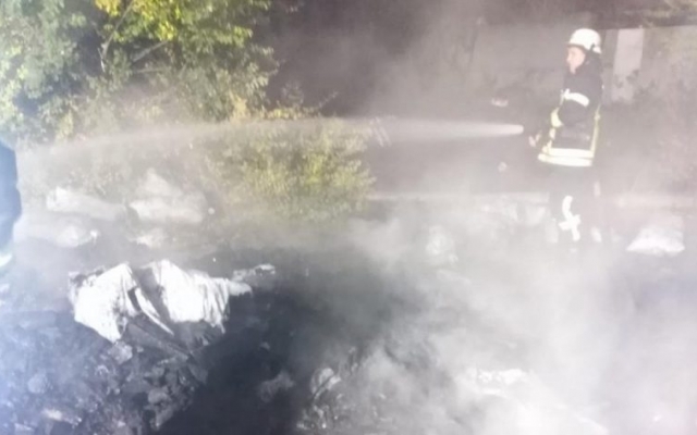 В Запорожье сгорел грузовой автомобиль В Запорожье сгорел грузовой автомобиль