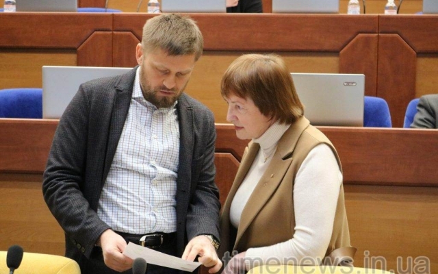 Опубликованы фото сегодняшней сессии облсовета Фото № 2 Опубликованы фото сегодняшней сессии облсовета Фото № 2