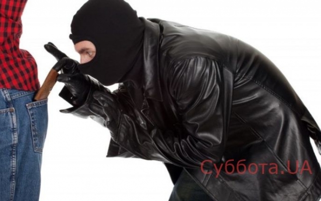 В Мелитополе на рабочем месте обокрали охранника Фото № 0 В Мелитополе на рабочем месте обокрали охранника Фото № 0