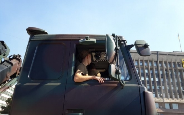 Под Запорожской ОГА военнослужащих втянули в коррупционную схему? Фото № 5 Под Запорожской ОГА военнослужащих втянули в коррупционную схему? Фото № 5