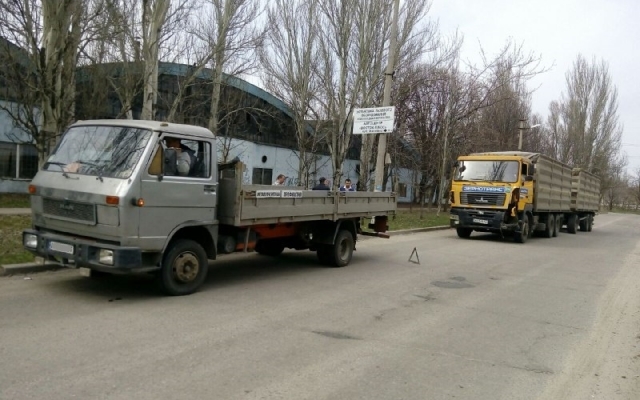 В Запорожье произошло несколько ДТП (ФОТО) Фото № 2 В Запорожье произошло несколько ДТП (ФОТО) Фото № 2