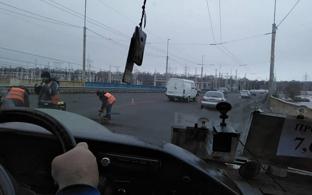 На плотине затруднено движение (ВИДЕО) Фото № 1 На плотине затруднено движение (ВИДЕО) Фото № 1