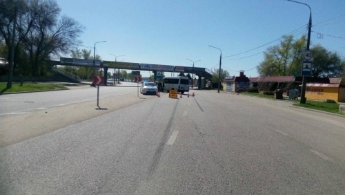 В Запорожье на Набережной маршрутка В Запорожье на Набережной маршрутка