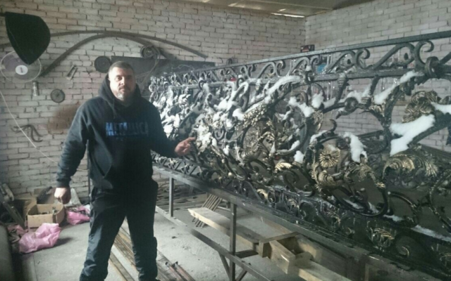Работы кузнеца из Запорожской области украшают дом Александра Лукашенко (ФОТО) Фото № 2 Работы кузнеца из Запорожской области украшают дом Александра Лукашенко (ФОТО) Фото № 2