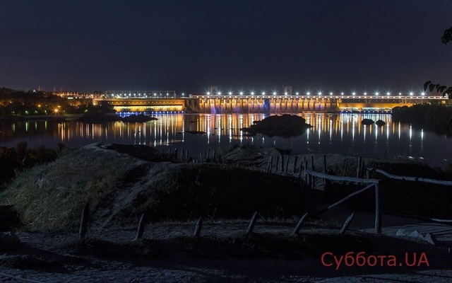 Запорожский фотограф показал сказочную ночь на Хортице (ФОТО) Фото № 6 Запорожский фотограф показал сказочную ночь на Хортице (ФОТО) Фото № 6