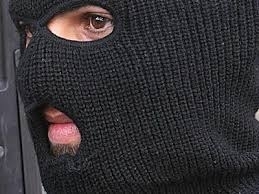 В Запорожье ограбление на 100 тысяч гривен Фото № 0 В Запорожье ограбление на 100 тысяч гривен Фото № 0