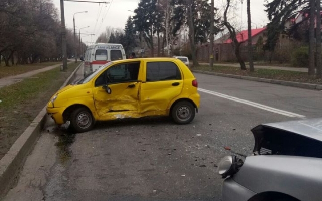 Два Два
