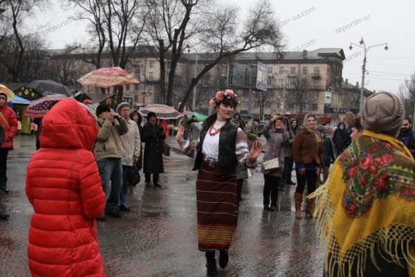 Смотрите: фестиваль национальной кухни в центре Запорожья Фото № 3 Смотрите: фестиваль национальной кухни в центре Запорожья Фото № 3
