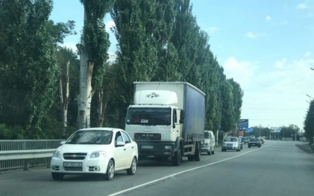 Отдыхающие не могут попасть на курорты (ФОТО, ВИДЕО) Фото № 1 Отдыхающие не могут попасть на курорты (ФОТО, ВИДЕО) Фото № 1
