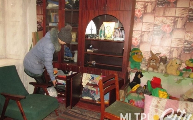 В Запорожской области семья, в которой ребенок питался сырой картошкой, показала свой дом (ФОТО, ВИДЕО) Фото № 10 В Запорожской области семья, в которой ребенок питался сырой картошкой, показала свой дом (ФОТО, ВИДЕО) Фото № 10