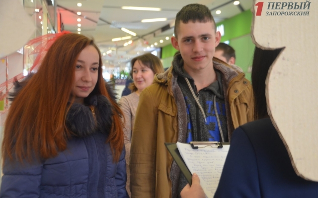 Вчера поженились десятки запорожцев Фото № 4 Вчера поженились десятки запорожцев Фото № 4