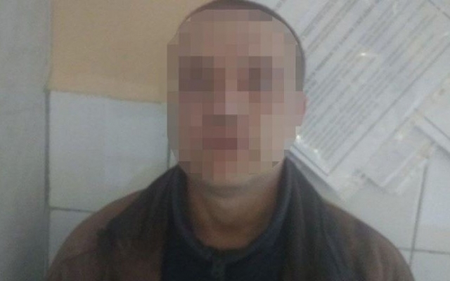 Под Запорожьем мужчина с оружием напал на фармацевта (ФОТО) Фото № 1 Под Запорожьем мужчина с оружием напал на фармацевта (ФОТО) Фото № 1