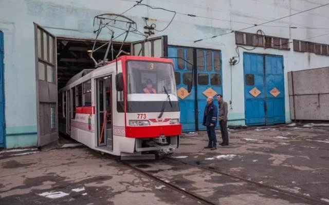 Еще один трамвай, собранный в Запорожье, отправился на маршрут (ФОТО) Фото № 0 Еще один трамвай, собранный в Запорожье, отправился на маршрут (ФОТО) Фото № 0