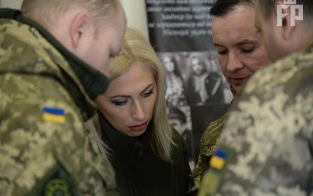 Запорожцам презентовали новый необычный календарь Фото № 2 Запорожцам презентовали новый необычный календарь Фото № 2