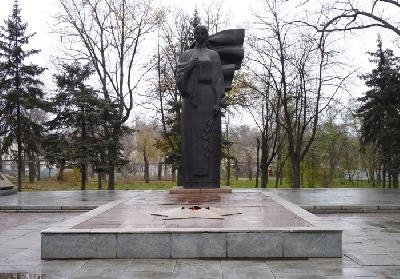 Завтра в Запорожье пройдут массовые мероприятия: Запорожцев просят воздержаться от провокаций Фото № 1 Завтра в Запорожье пройдут массовые мероприятия: Запорожцев просят воздержаться от провокаций Фото № 1