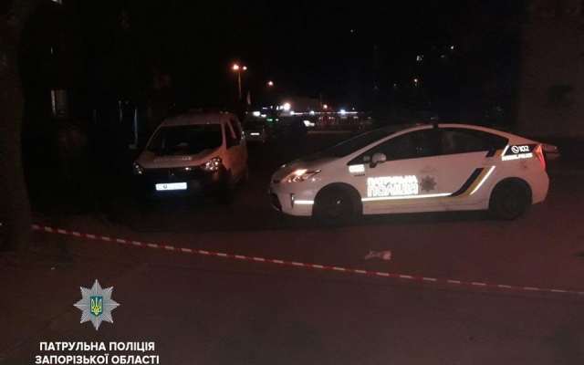 В Запорожье с автомобилем работали взрывотехники (ФОТО) Фото № 1 В Запорожье с автомобилем работали взрывотехники (ФОТО) Фото № 1