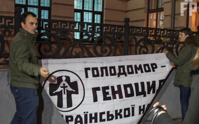 Как Буряку про Голодомор напомнили Фото № 2 Как Буряку про Голодомор напомнили Фото № 2