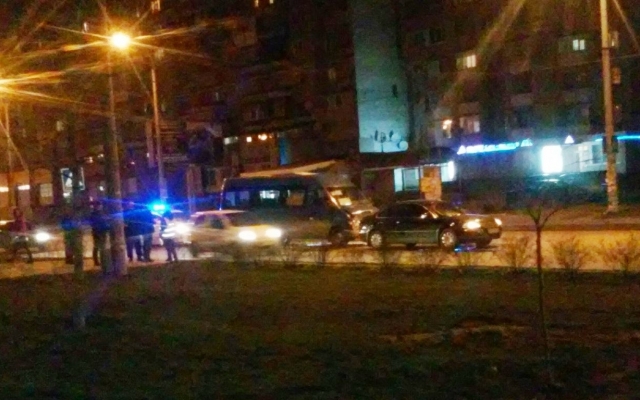 Пару часов назад в Запорожье произошло ДТП с маршруткой Фото № 3 Пару часов назад в Запорожье произошло ДТП с маршруткой Фото № 3