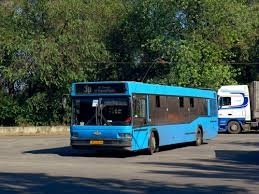 В Запорожье неизвестные обстреляли автобус Фото № 0 В Запорожье неизвестные обстреляли автобус Фото № 0