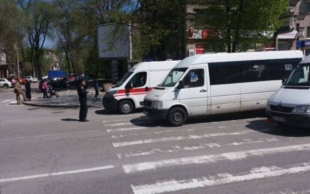 В Запорожье снова ребенок попал под колеса автомобиля (ФОТО) Фото № 0 В Запорожье снова ребенок попал под колеса автомобиля (ФОТО) Фото № 0