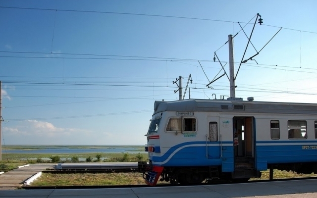 В Запорожской области из-за вандалов могут отменить рейсы электричек Фото № 0 В Запорожской области из-за вандалов могут отменить рейсы электричек Фото № 0