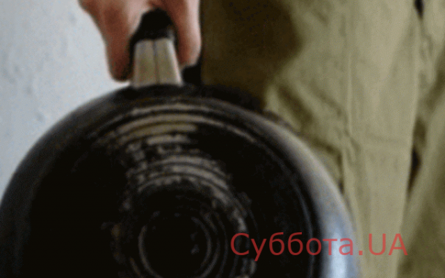В Запорожской области мужчина разбил сковородкой голову своей жене Фото № 0 В Запорожской области мужчина разбил сковородкой голову своей жене Фото № 0