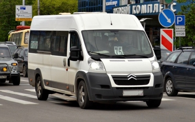 В Запорожье снова конфликт между маршрутчиком и АТОшником Фото № 0 В Запорожье снова конфликт между маршрутчиком и АТОшником Фото № 0